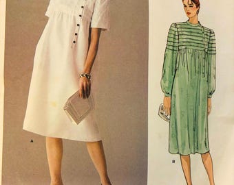 Sewing Pattern Vogue 1172 Pierre Balmain Loose-Fitting A-Line Dress  - Size 10 - Uncut FF