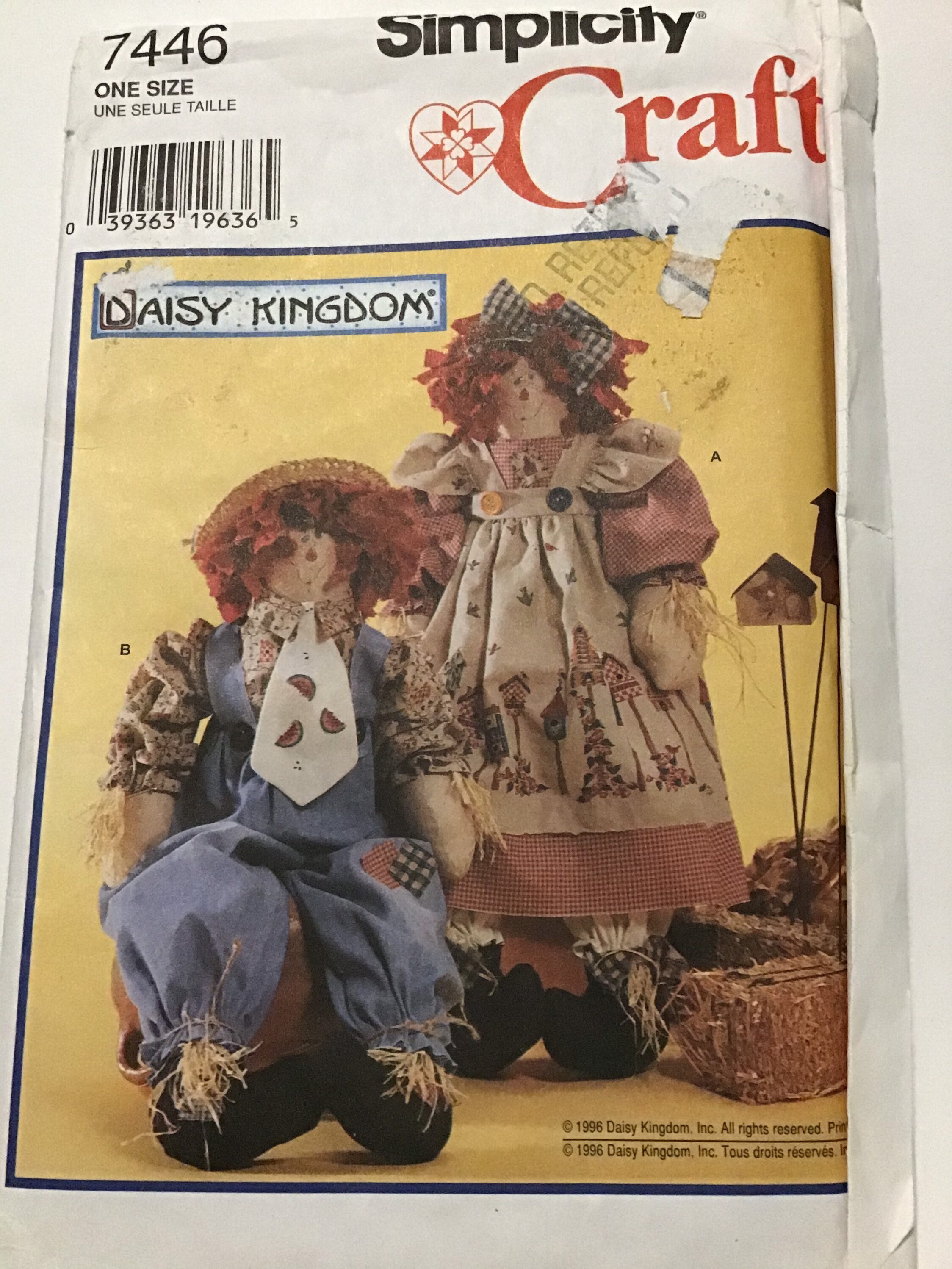 Girl/'s Dress Doll Dress Simplicity 9966 Sewing Pattern Daisy Kingdom Size 2-4