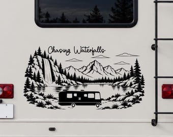 Personalisierter Camper-Aufkleber für Wohnmobile – Wasserfalljagd – Naturszene