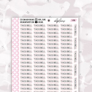 Può includere: Un foglio di adesivi per planner rosa e bianchi con il testo "Taco Bell" ripetuto più volte. Gli adesivi sono disposti in righe e colonne su uno sfondo bianco con stelle argentate.
