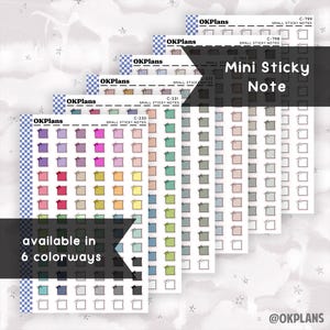 以下が含まれることがあります： 6色展開のミニ付箋。各シートには、紫、ピンク、緑、ベージュなど、さまざまな色の小さな正方形の付箋がグリッド状に配置されています。「OKPlans」のブランド名と「6色展開」の文字が見えます。