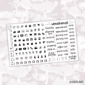 Può includere: Sticker per planner in bianco e nero con icone e testo. Le icone includono una macchina fotografica, una casa, un carrello della spesa, una tazza di caffè, un pennello e un libro. Il testo include "weekend", "appuntamento lavanderia", "appuntamento di pianificazione", "tempo", "fare la spesa", "allenamento", "giorno di paga", "serata al cinema", "shopping", "dormire", "pausa caffè", "nei miei sentimenti", "leggere", "sonnellino", "binge di youtube" e "data".