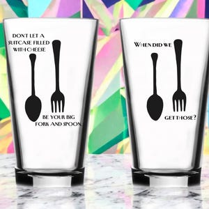 Everybody Loves Raymond Gift Set of 2 Engraved Pint Glasses Funny TV Show Sitcom Gifts Big Fork Spoon Frank Quote, Unique Drinking Gift
