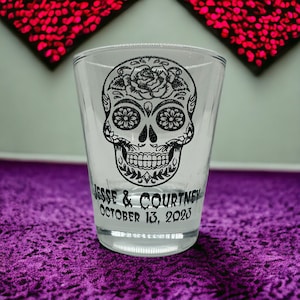 Halloween Gothic Wedding Shot Glasses Sugar Skull Halloween Wedding Favors for Guests, Bulk Customized Shot Glasses Gothic Wedding Gift