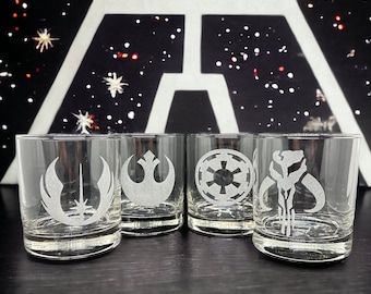 Star Wars Gifts Rocks Glasses: Engraved Star Wars Birthday Gift Mandalorian,  Jedi, Rebel, Galactic Whiskey Glass, Star Wars Father's Day