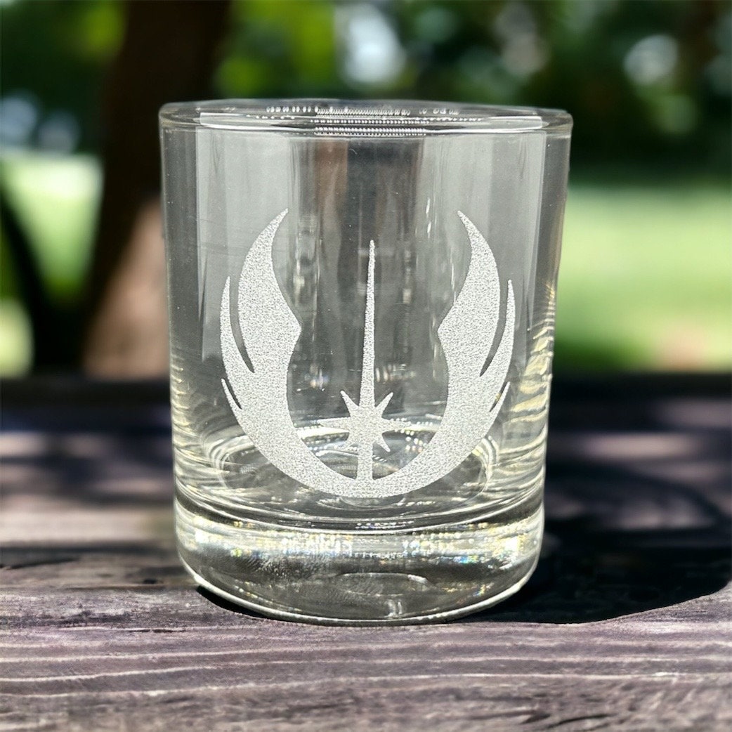 Star Wars Drinking Glass Set of 4 Etched Rocks Whiskey Glasses. –  BrindleSouthern