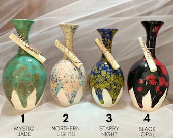 Chinese Zisha Tea Pot With Xu Jian-ying Mark and Song-style