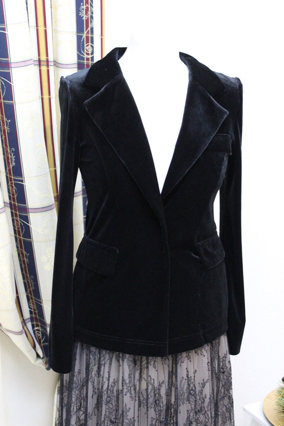 short velvet blazer