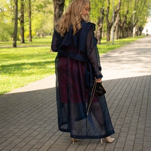 Women's elegant organza trench coat, blue nevi color coat, chic style. chic raincoat for going out 画像 3
