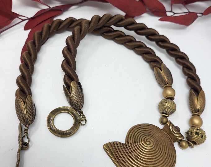 Single strand Necklace with Brass Pendant