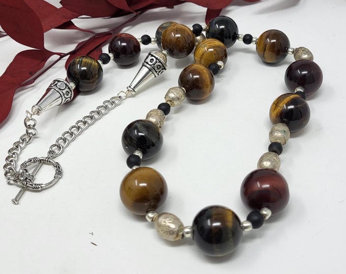 Single Strand large Tiger Beads and Onyx
