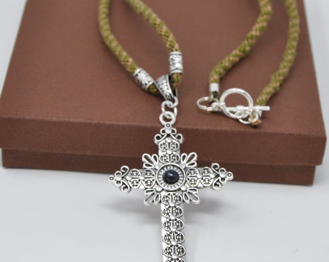 Kuhimino Weaved Necklace with Metal Cross