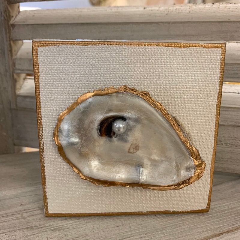 Rouge 225 Hand Gilded Oyster On Canvas main image 0