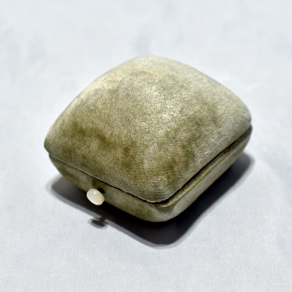 Vintage Presentation Ring Box; Art Deco Ring Box