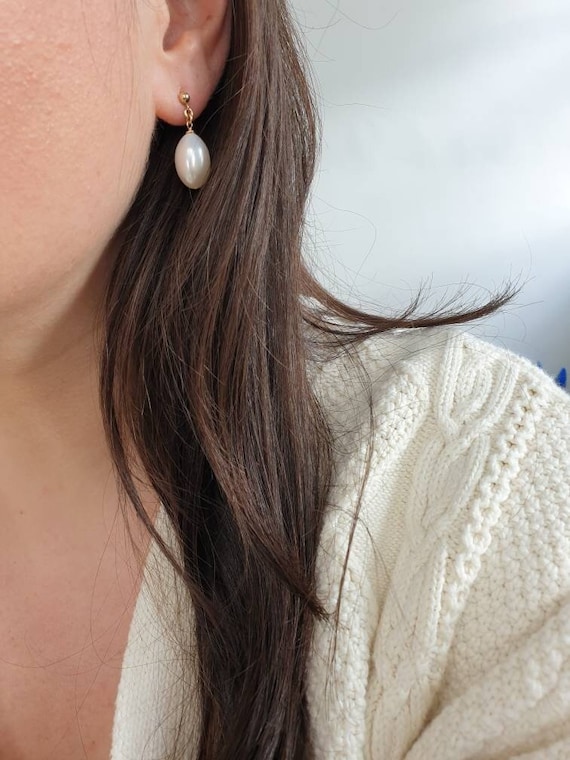 High quality sales pearl earrings