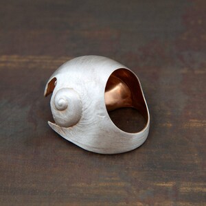 Neverita, by Ariadni Kypri, large silver shell ring, pink shell, YDOR collection image 2