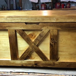 Large Cedar Chest, Hope Chest, Christmas Gift,  Blanket Chest with Tray, Wedding Gift