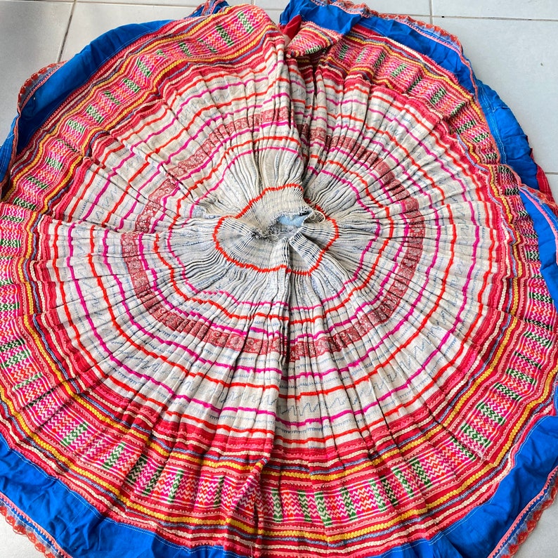Vintage Hmong Hemp Batik Fabric Nautical Boho HMONG Textile Batik Hand Print Work Embroidered Piece Tradition Costume image 1