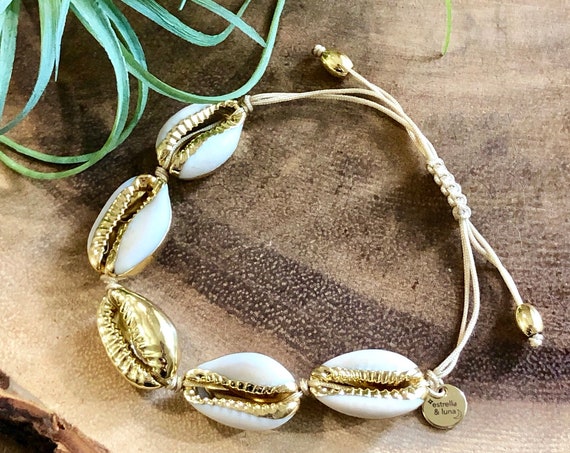 18K Gold Cowrie Shell Boho Beach Bracelet