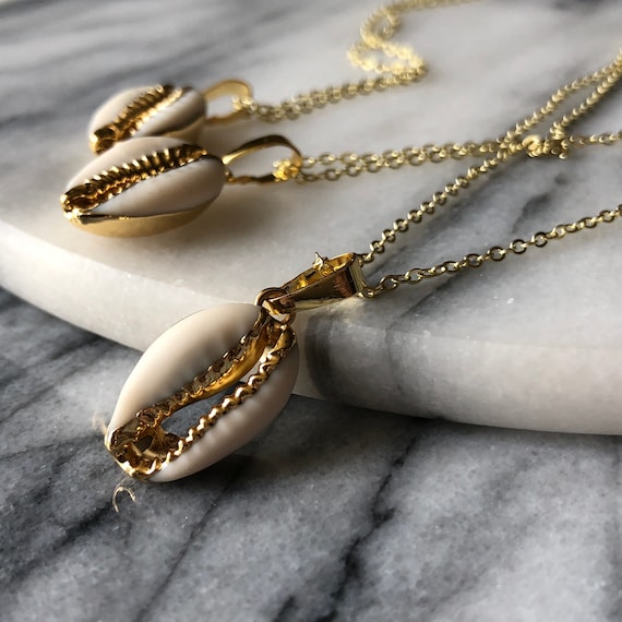 gift pendant, Cowrie Shell Pendant,Money Cowrie Shell Pendant Sterling Silver Cowrie Shell pendant,Handmade shell Jewelry Pendant