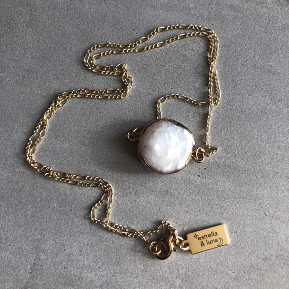 Simple 14K Gold Natural Baroque Pearl Pendant Necklace