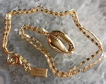 Cowrie Shell Necklace / 18K Gold Cowrie Shell Necklace / Boho Cowry Shell Necklace / Cowrie Boho Necklace / Gold Cowrie Shell Necklace