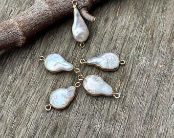 Freshwater Pearl and Shell Folio Connector