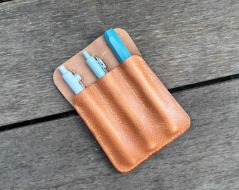 Nest – Triple-compartment pen case