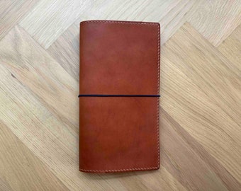 Light Cover with simple pockets inside for all size notebook