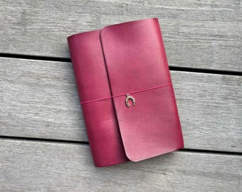 Classic Trifold Leather Journal (Available in All Sizes & Colors)