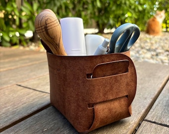 Dock - Full Grain Leather Desk Tray – DIY Assembly Organizer