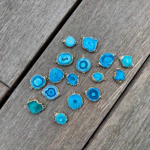 Natural Agate Closure Charm