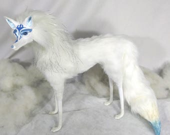 茶色のキツネのポーズ可能なアートドールぬいぐるみを予約注文 - Etsy 日本