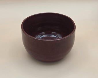 手作りの陶器製スープボウル、素朴なラーメン用サービングディッシュ