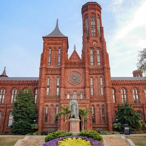 Smithsonian Castle, Smithsonian Institution Building in Washington D.C., USA, Photography Print