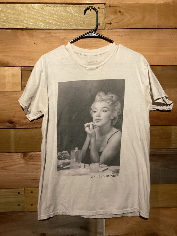 Vintage 2000 Marilyn Monroe t-shirt (S/M)