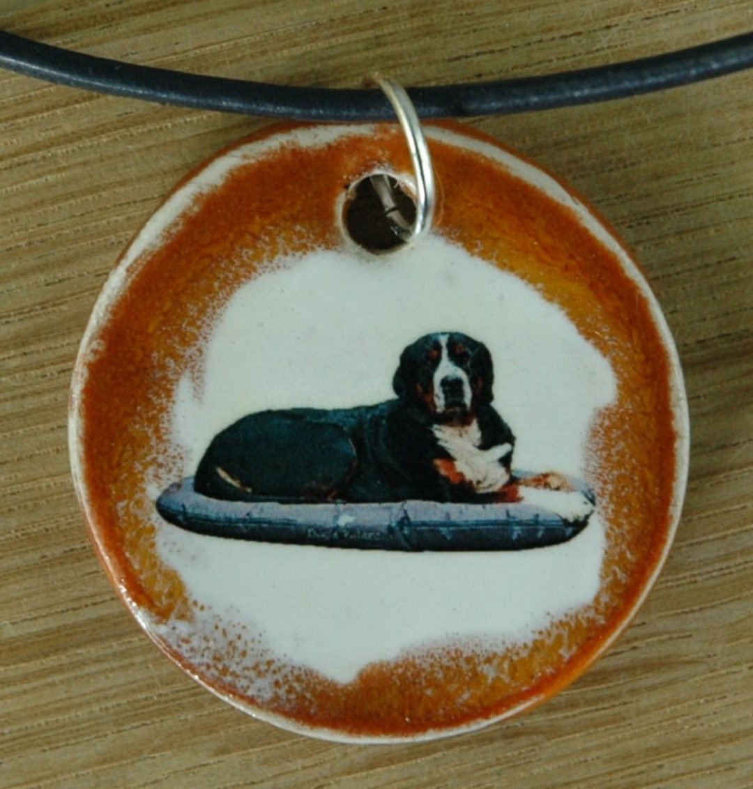 Orgineller Keramik Anhänger mit einem Labrador, Andenken Hund