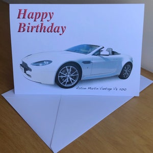Aston Martin Vantage V8 2010 – 12,7 x 17,8 cm große Grußkarte „Happy Birthday“, „Happy Anniversary“, „Happy Retirement“ oder einfache Grußkarte mit Umschlag