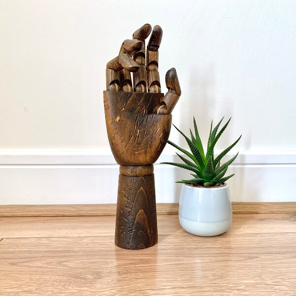 Vintage Mannequin Hand, Wooden Lay Figure Hand, Articulated Artists Hand, Vintage Poseable Hand, Wooden Shop Prop, Retro Hand Sculpture