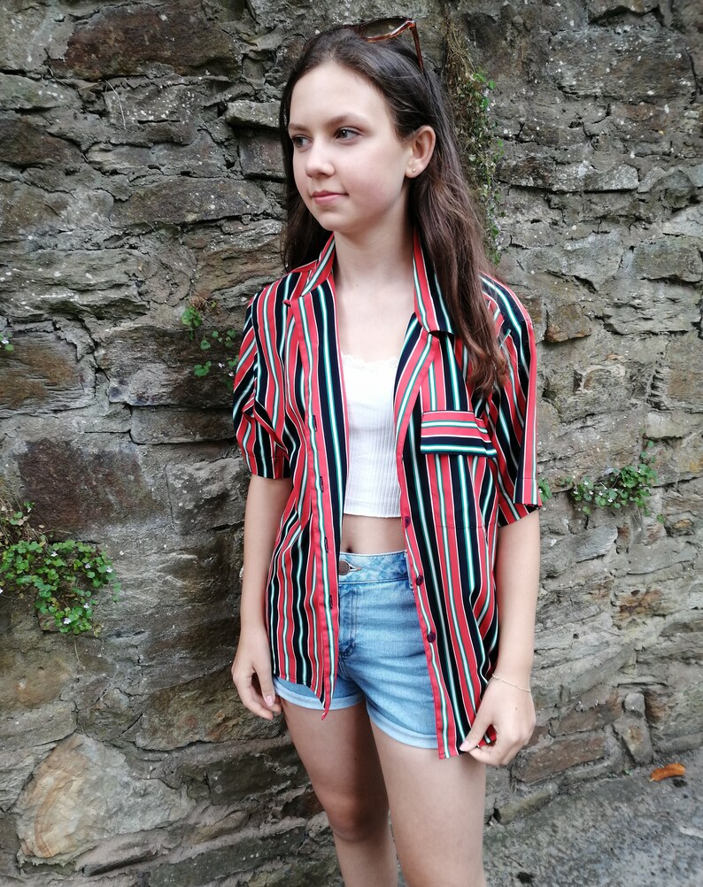 UK Size 12-14 Black /& White stripe print Red Vintage Aquascutum ladies shirt