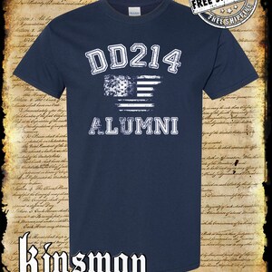 DD214 Alumni Flag T-shirt militaire américain Army Marines Navy Air Force Veteran Navy Blue