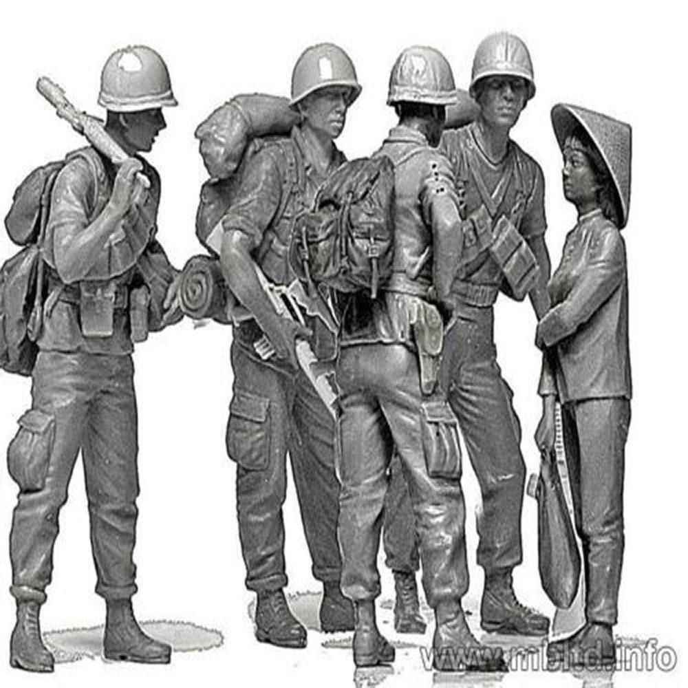 "Charlie On The Left!" Master Box Model kit 1/35 Vietnam War Series 5 figures 