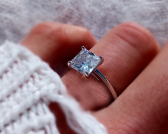 Gorgeous, Very Sparkly Cubic Zirconia and Sterling Silver Square Shape Stone, Claw Setting Engagement Ring