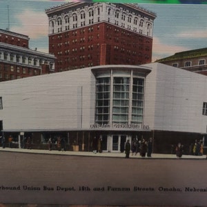 Carte postale NE Greyhound Union Bus Depot 18th et Farnam Streets Omaha Nebraska