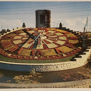 Post Card Canada Hydro&#39;s Floral Clock Ontario Canada