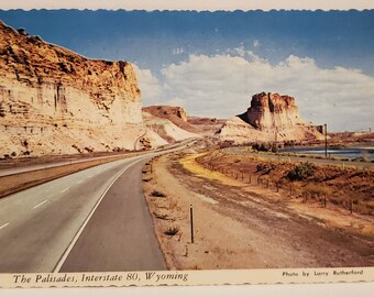 Post Card WY The Palisades I - 80 Wyoming