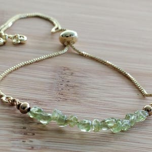 Raw Peridot Bracelet, August Birthstone, Gemstone Bracelet, Dainty Gold Plated Chain Bracelet, Peridot Jewelry, Gift for Her