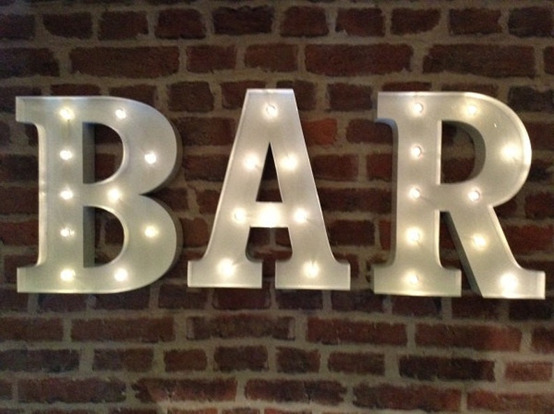 WALL OR FREE STANDING 13INCH LED LIGHT CARNIVAL CIRCUS RED METAL WORD BAR