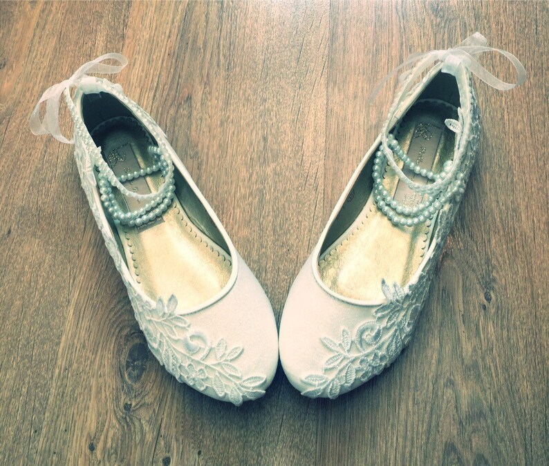 ballerina pumps with strap