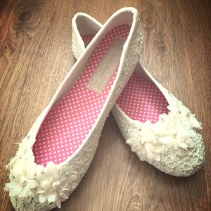 Ivory/Cream Lace Chiffon Flower Ballerina pumps image 2